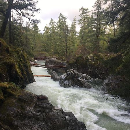 Ashling Cottage Qualicum Beach Esterno foto